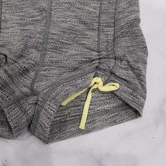 Lululemon Liberty Shorts Diamond Jacquard - Picture 2 of 8
